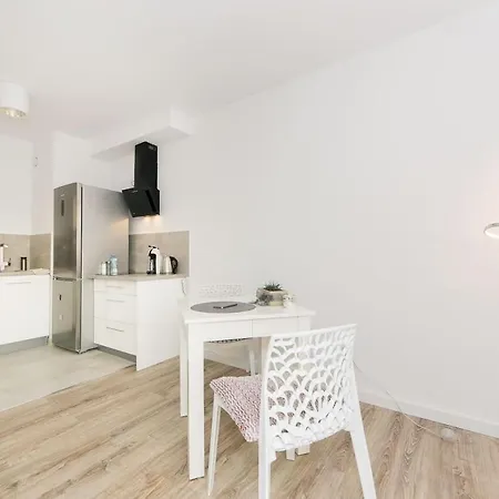 Cosy Studio With Private Garage P4you Pl Apartmán Krakov